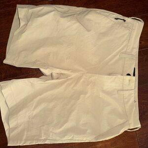 Express Men's Cream Flat Front Shorts